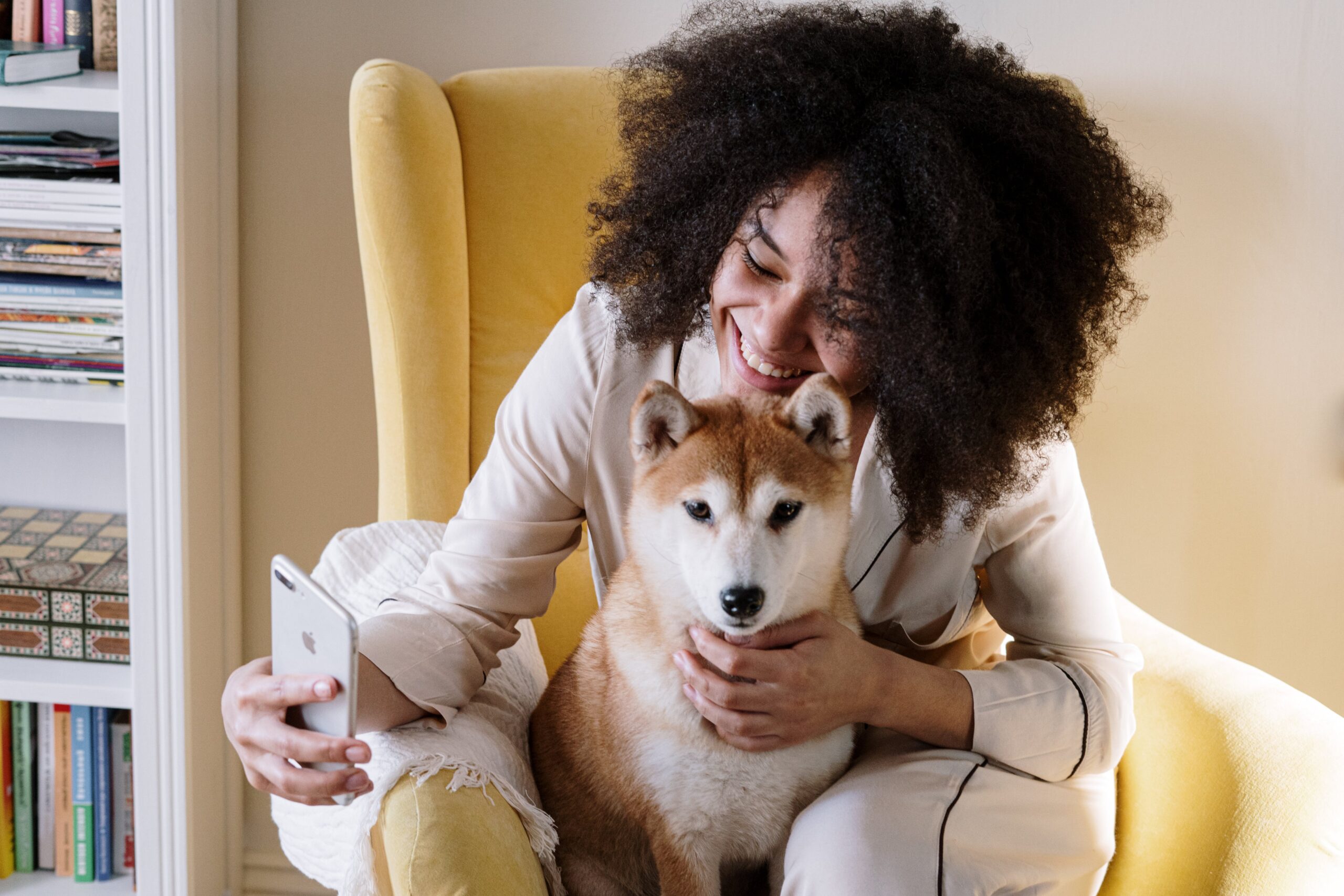 Learning the Ins and Outs of Your Dog: How Ebooks and Audiobooks Can Help